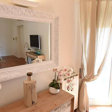 Romantic Flat Near Metro Flaminio Exterior photo