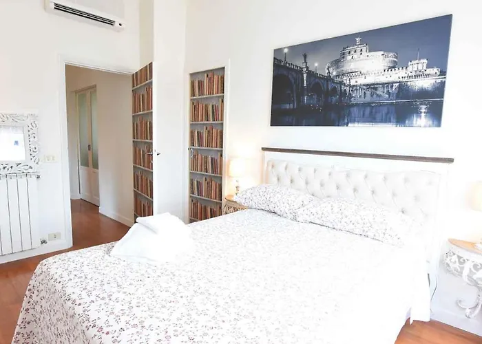 Romantic Flat Near Metro Flaminio